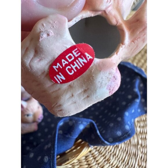 ArtMark Fine Porcelain pig decor - Picture 4 of 9